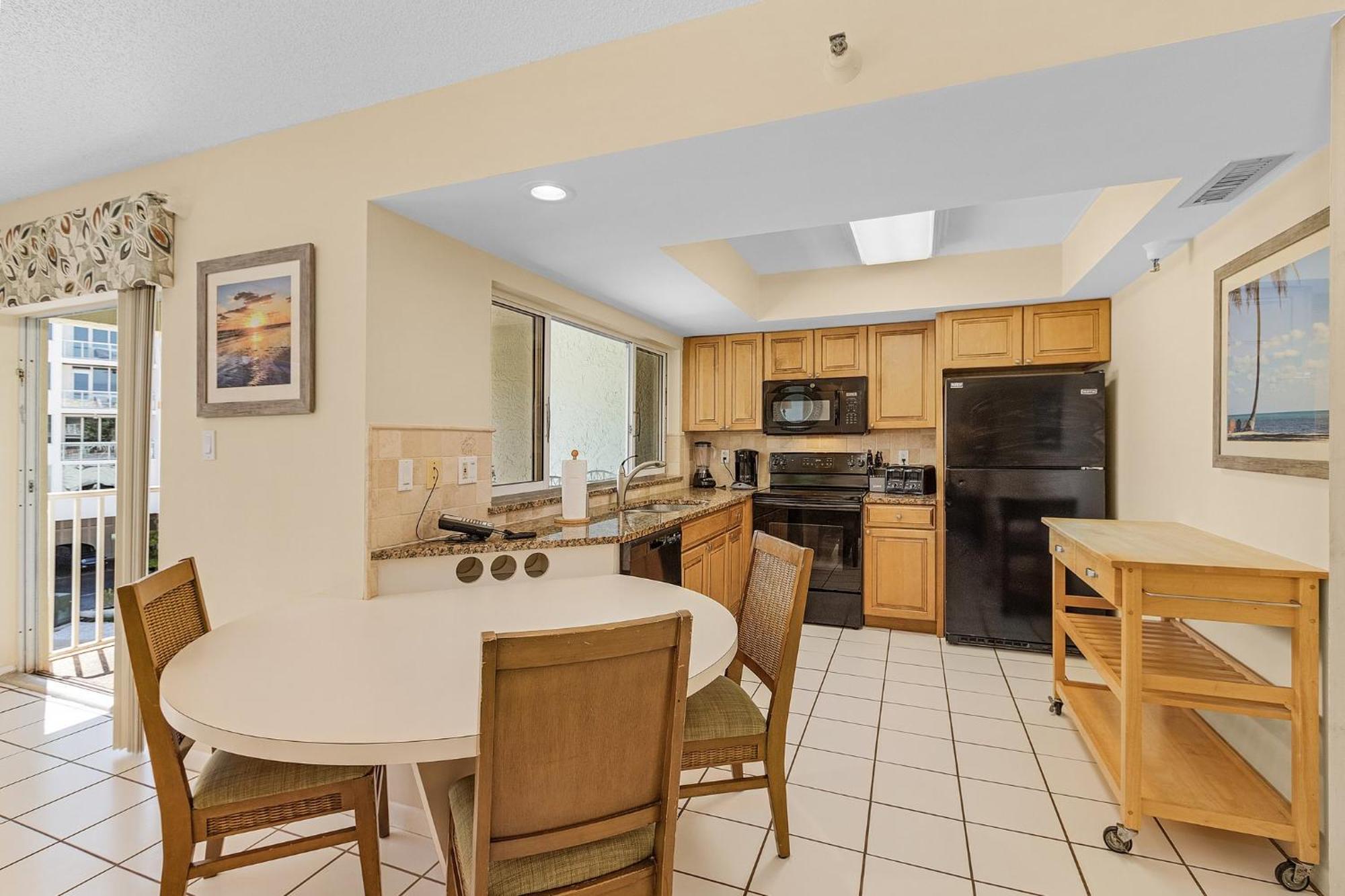 Calini Beach Club Sarasota Room photo