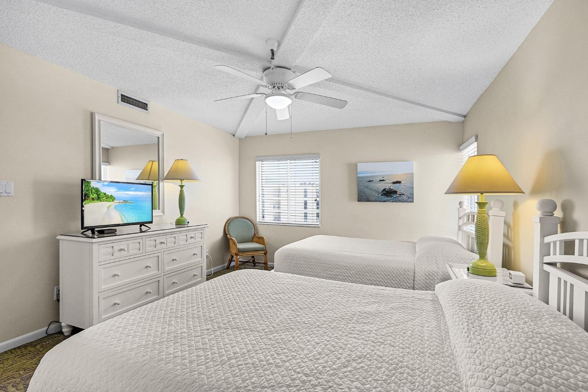 Calini Beach Club Sarasota Room photo